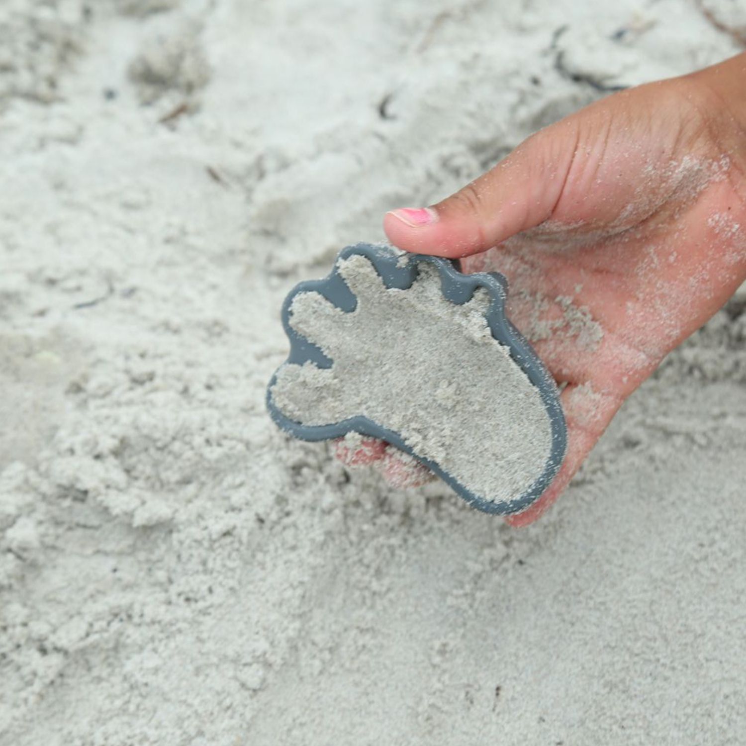 SCRUNCH Sandformen Förmchen Sage Grün